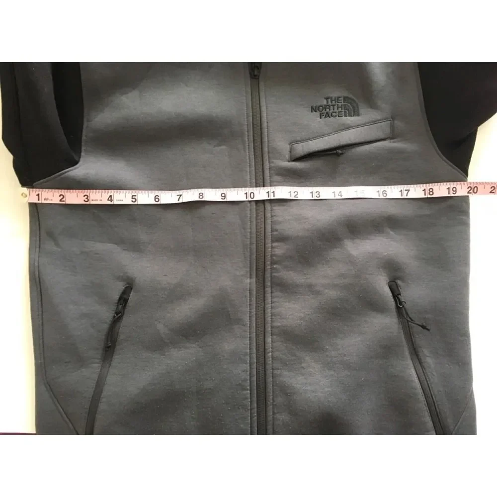 The North Face NF0A2TDC Thermal 3D Full Zip Hooded Jacket Mens Sz S Gray & Black